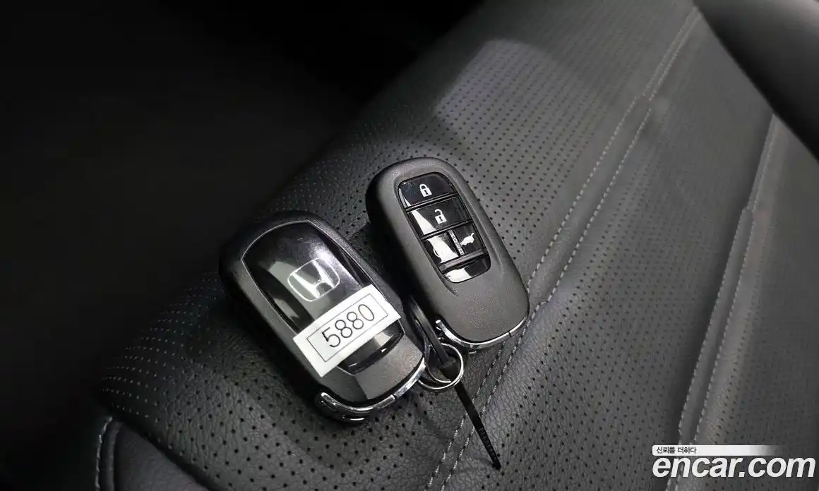 Honda CR-V 2023 1.5 автомат (гидро), фото 29