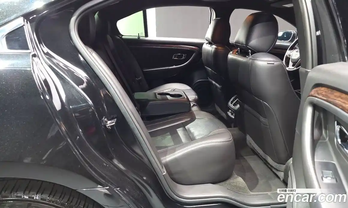 Ford Taurus 2015 2.0 автомат (гидро), фото 12
