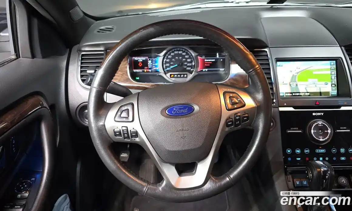 Ford Taurus 2015 2.0 автомат (гидро), фото 13