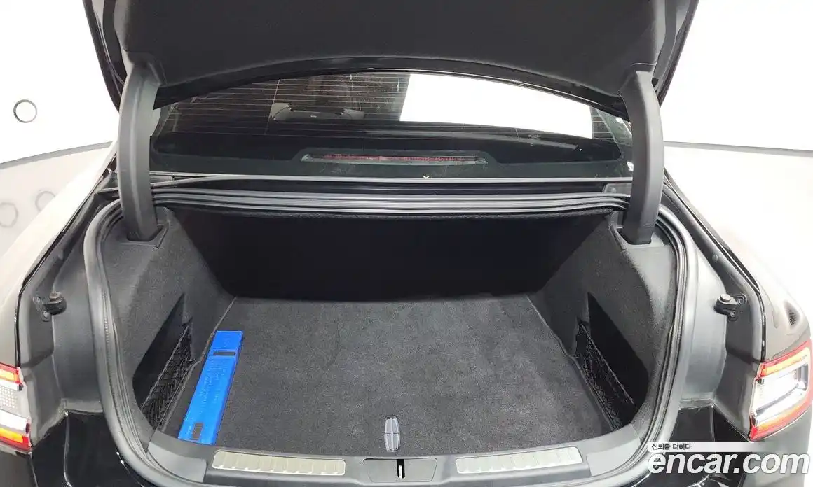 Lincoln Continental 2017 3.0 гидро, фото 19