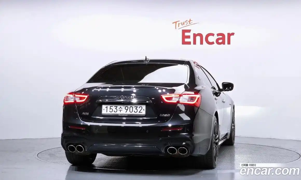 Maserati Ghibli 2019 3.0 гидро, фото 4