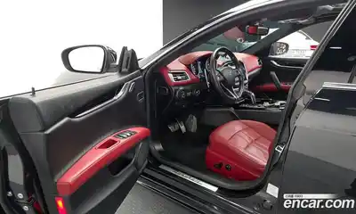 Maserati Ghibli 2019 3.0 гидро, миниатюра 10