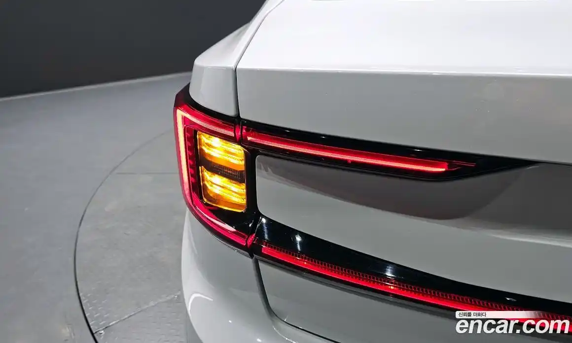 Polestar Polestar 2 2022 0.2 гидро, фото 9