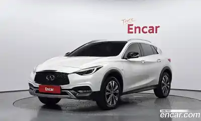 Infiniti QX30