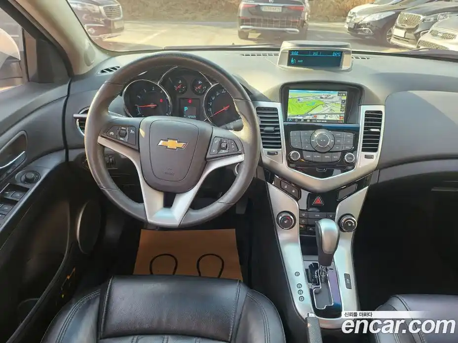 Chevrolet Cruze 2011 1.8 автомат (гидро), фото 15