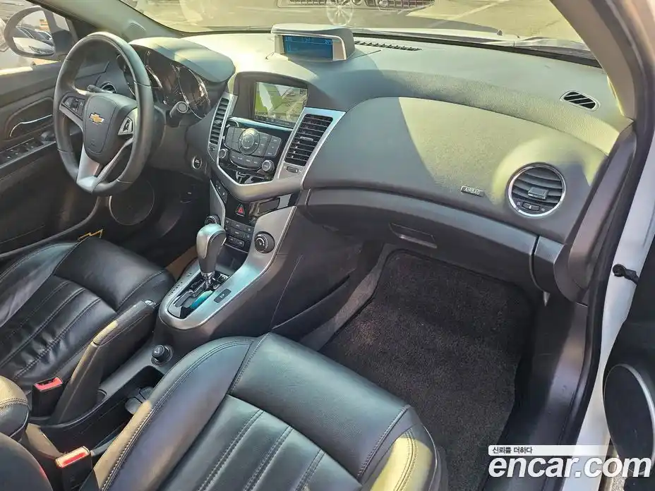 Chevrolet Cruze 2011 1.8 автомат (гидро), фото 18