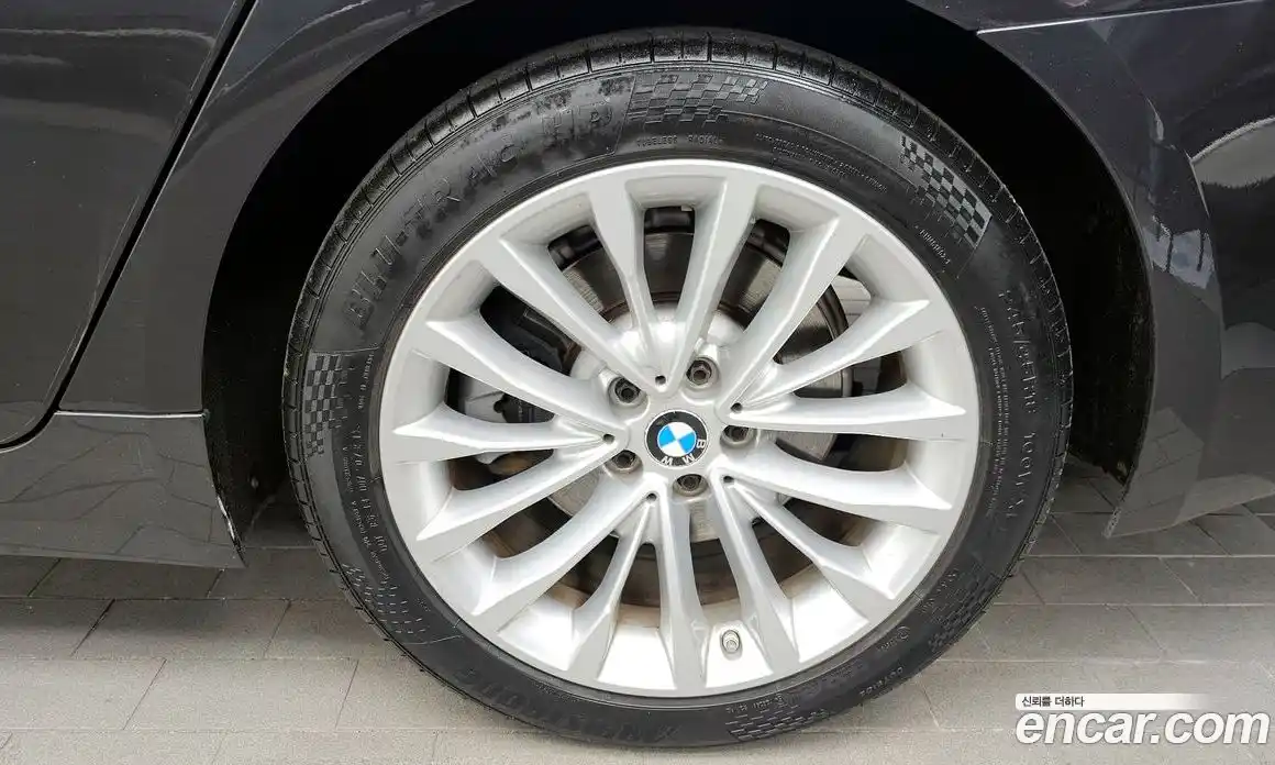 BMW 5 серия 2018 2.0 автомат (гидро), фото 5