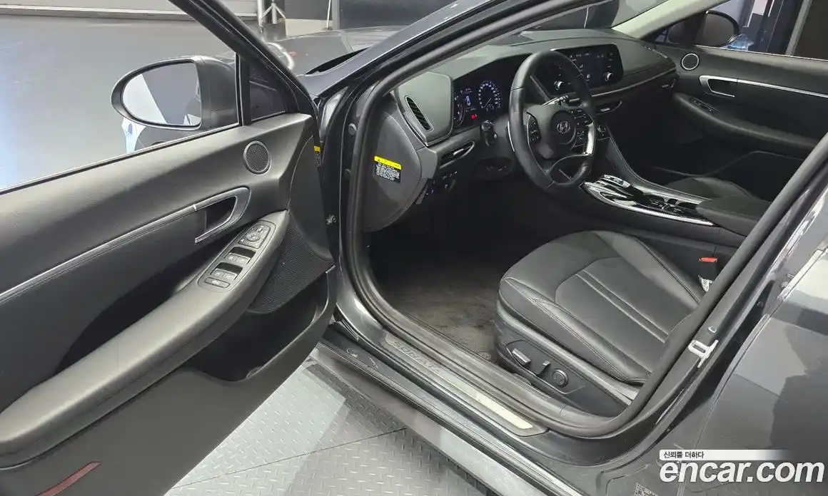 Hyundai Sonata 2019 2.0 автомат (гидро), фото 11