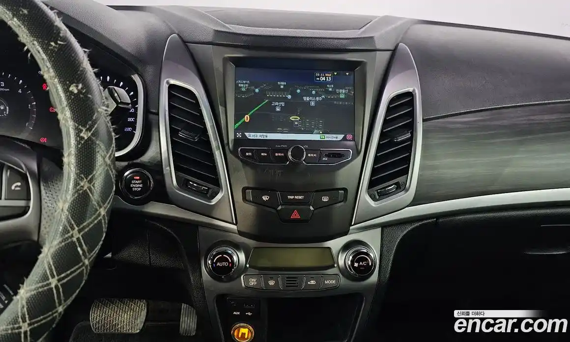 SsangYong Korando 2014 2.0 автомат (гидро), фото 15