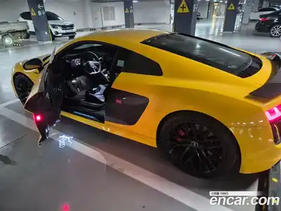 Audi R8 2017 5.2 автомат (гидро), миниатюра 5