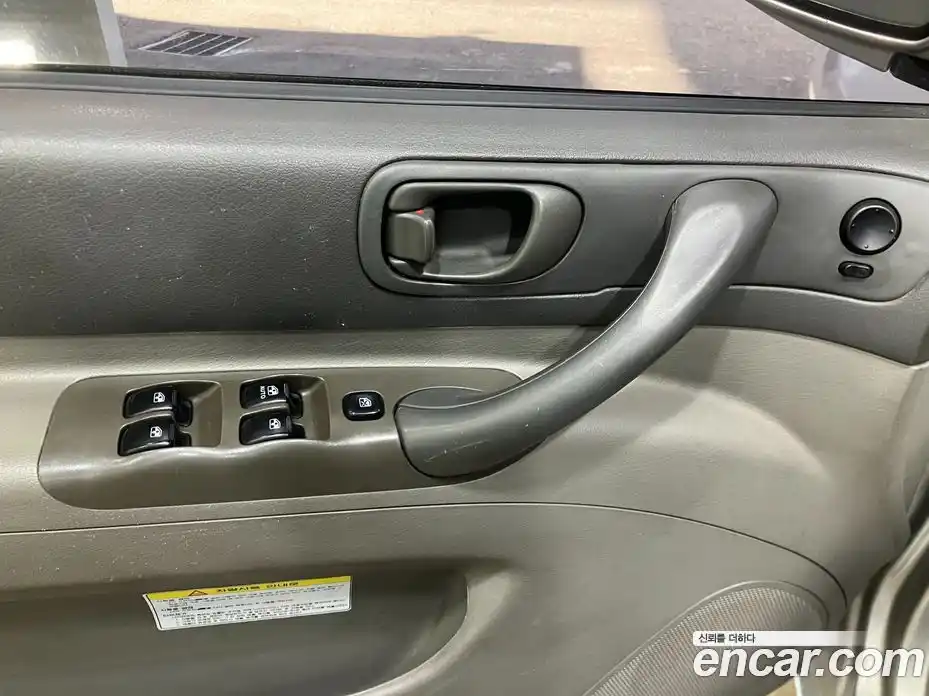Chevrolet Rezzo 2000 2.0 автомат (гидро), фото 12