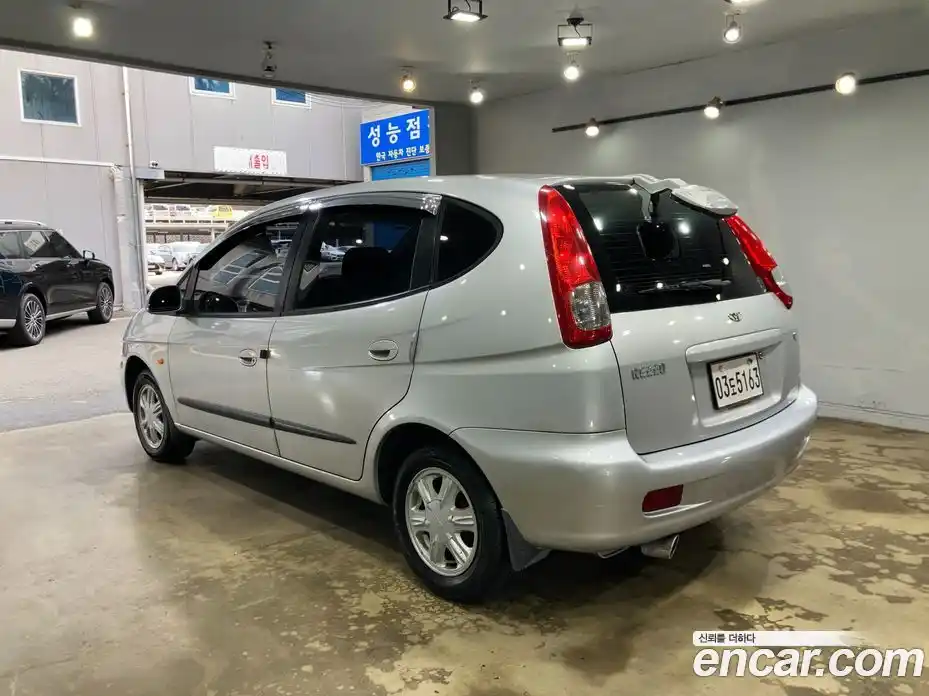 Chevrolet Rezzo 2000 2.0 автомат (гидро), фото 17