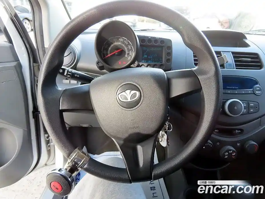 Chevrolet Matiz 2010 1.0 автомат (гидро), фото 8