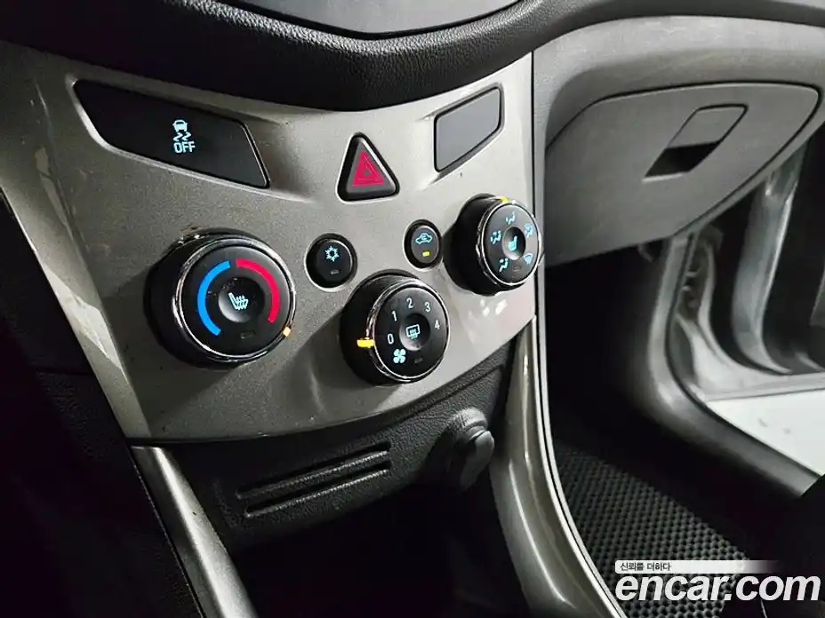 Chevrolet Trax 2015 1.4 автомат (гидро), фото 17