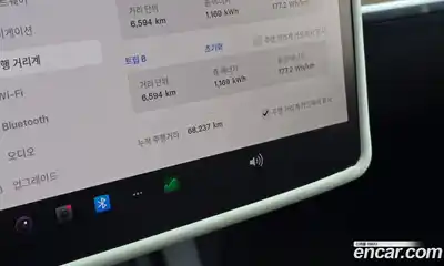 Tesla Model Y 2022 0.2 гидро, миниатюра 8