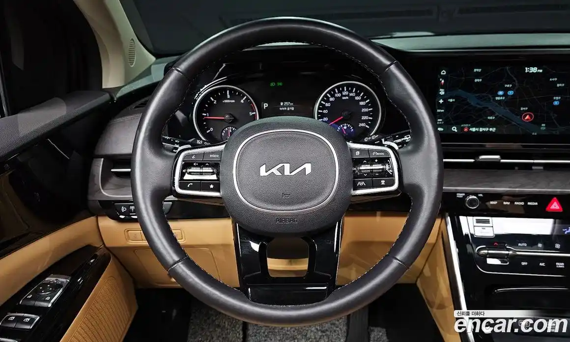 Kia Carnival 2023 2.2 автомат (гидро), фото 16