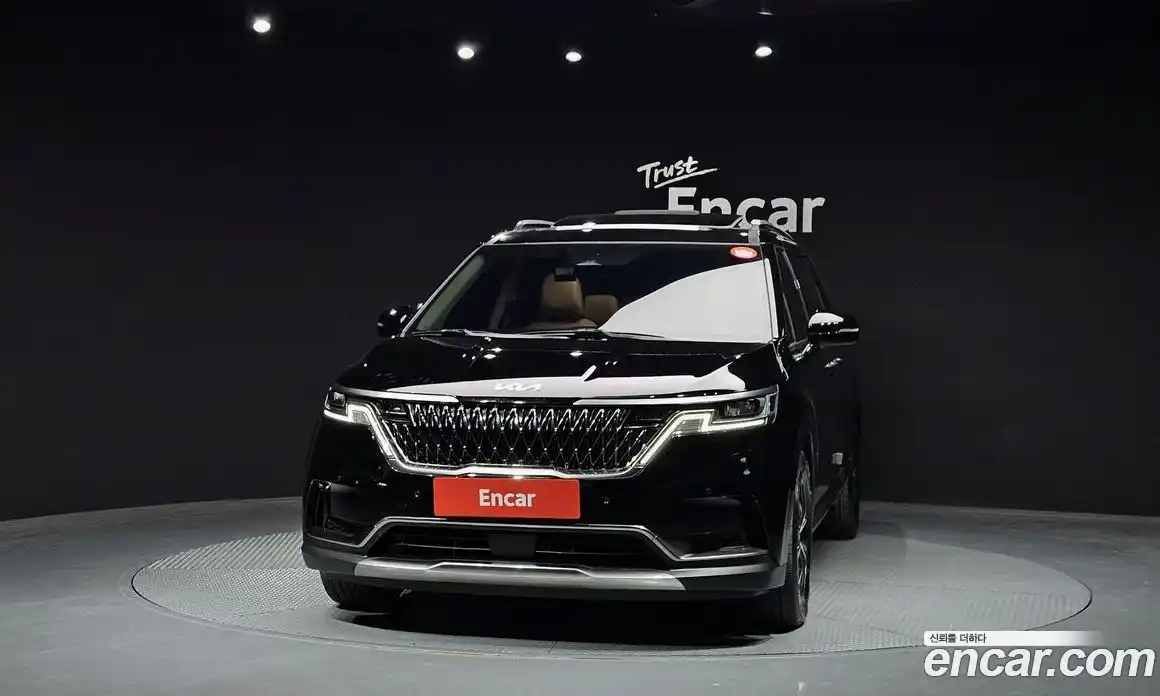 Kia Carnival 2023 2.2 автомат (гидро), фото 3
