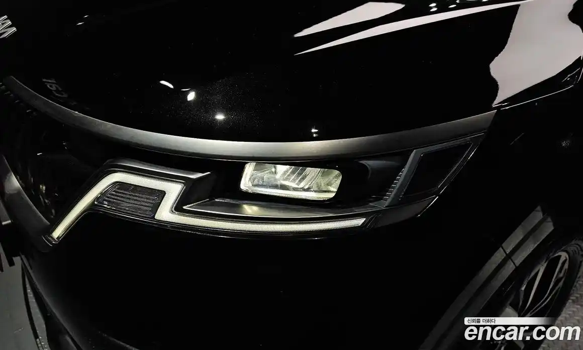 Kia Carnival 2023 2.2 автомат (гидро), фото 8