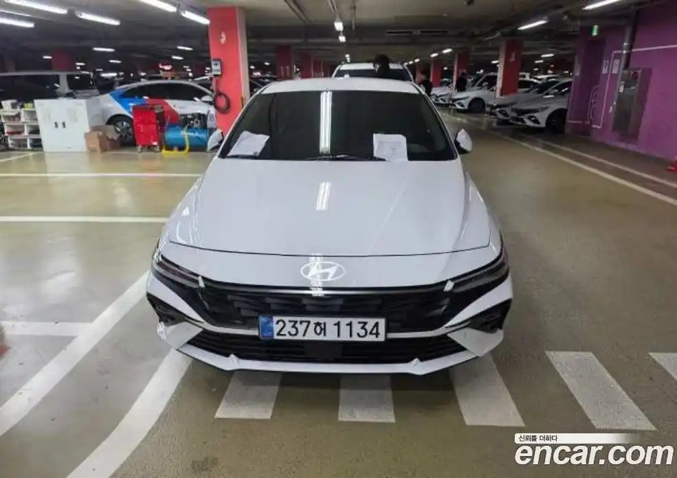 Hyundai Avante 2026 1.6 автомат (гидро), фото 14