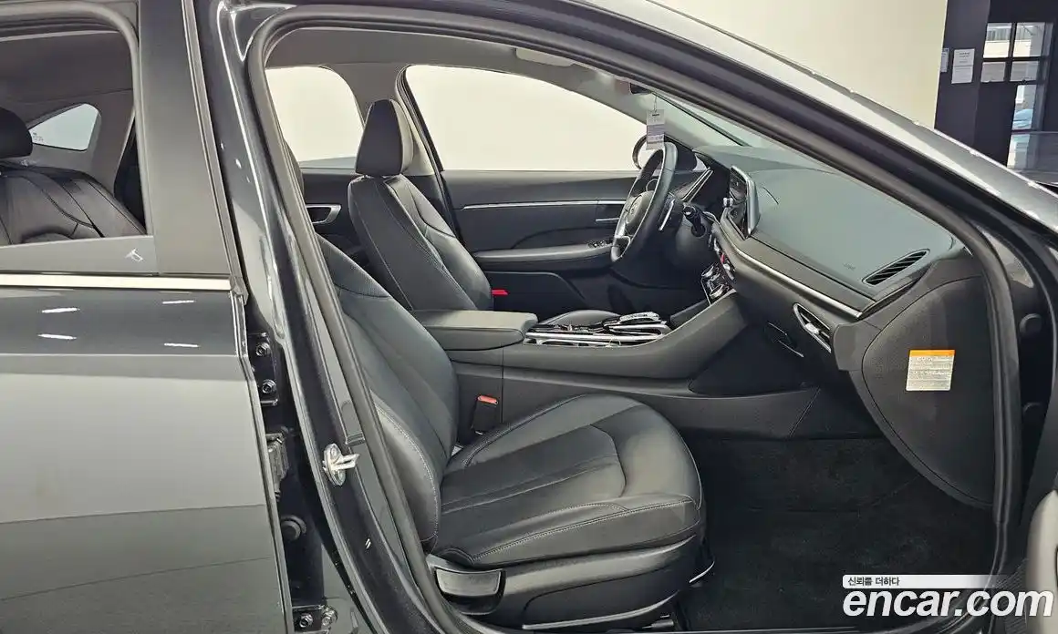 Hyundai Sonata 2021 2.0 автомат (гидро), фото 11