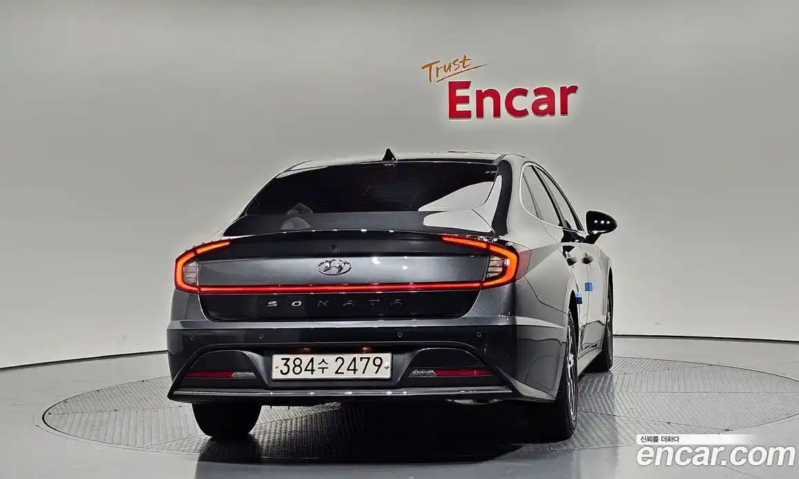 Hyundai Sonata 2021 2.0 автомат (гидро), фото 4