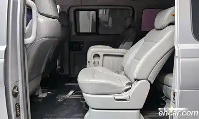 Hyundai Starex 2017 2.5 автомат (гидро), миниатюра 11