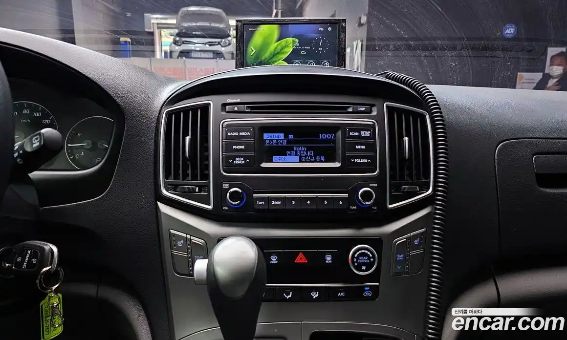 Hyundai Starex 2017 2.5 автомат (гидро), фото 15