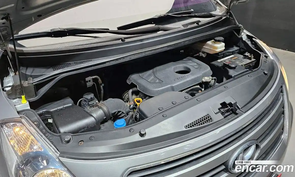 Hyundai Starex 2017 2.5 автомат (гидро), фото 6