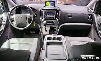 Hyundai Starex 2017 2.5 автомат (гидро), миниатюра 7