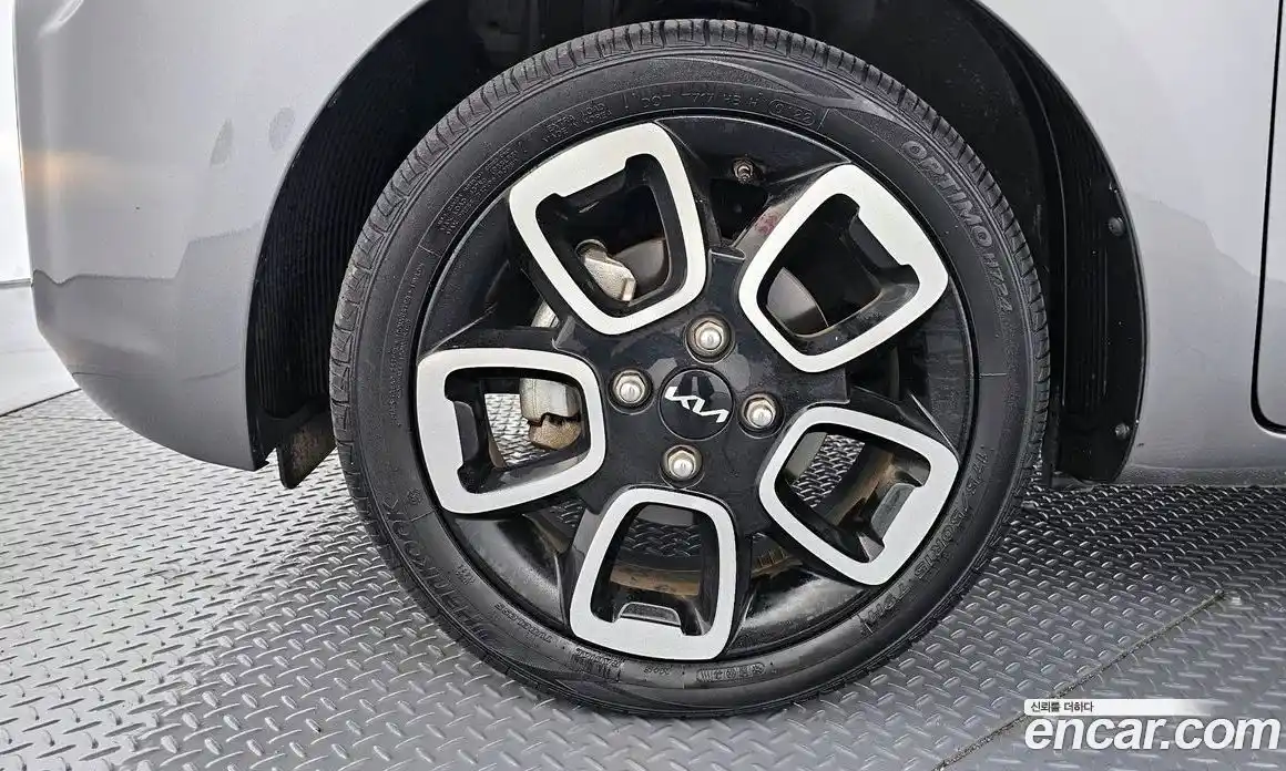 Kia Ray 2022 1.0 автомат (гидро), фото 5