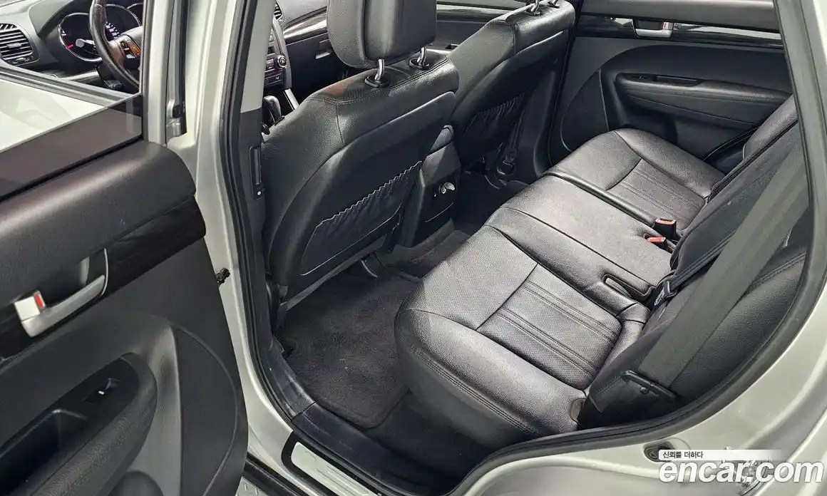 Kia Sorento 2011 2.0 автомат (гидро), фото 12