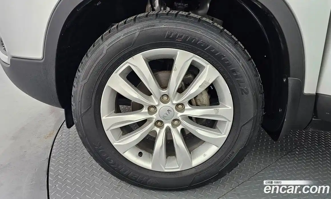 Kia Sorento 2011 2.0 автомат (гидро), фото 5