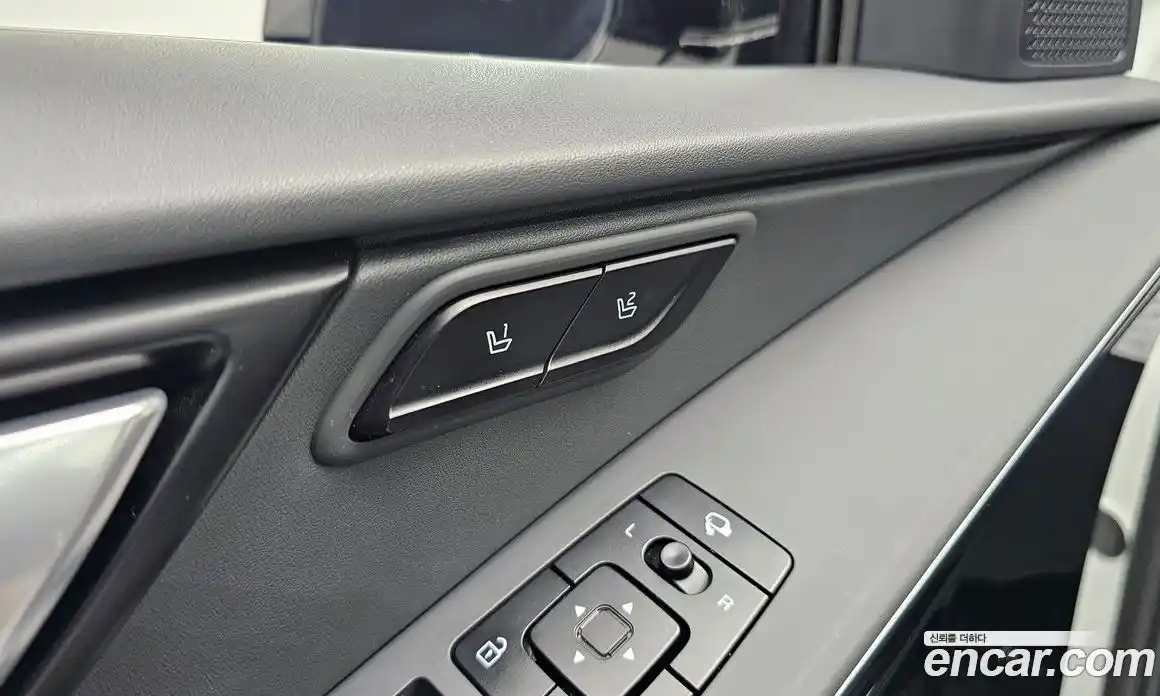 Kia Niro 2022 1.6 автомат (гидро), фото 27