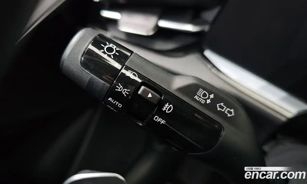 Kia Niro 2022 1.6 автомат (гидро), фото 28