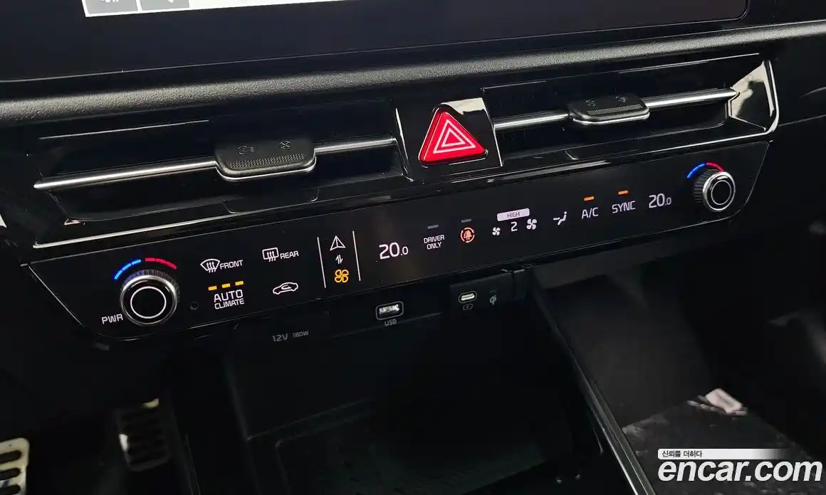 Kia Niro 2022 1.6 автомат (гидро), фото 32