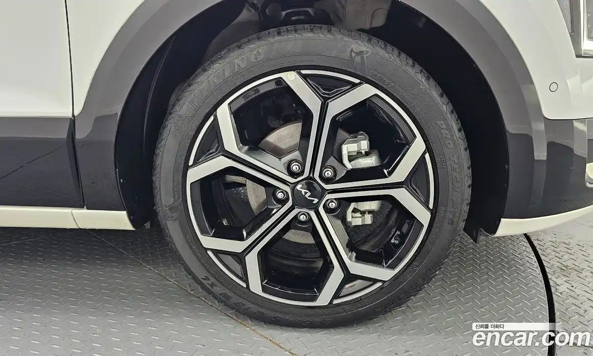 Kia Niro 2022 1.6 автомат (гидро), фото 7