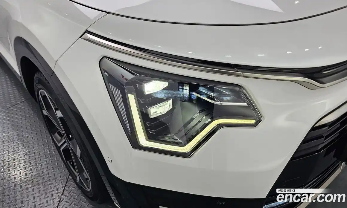 Kia Niro 2022 1.6 автомат (гидро), фото 8