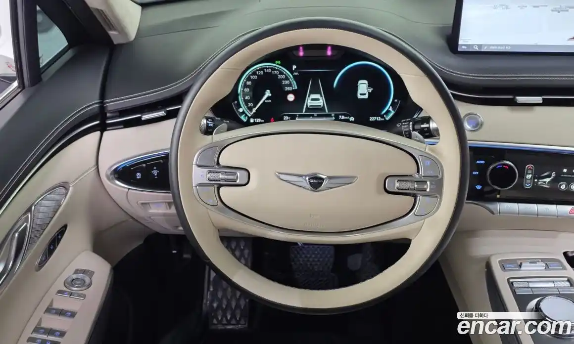 Genesis GV70 2023 2.5 автомат (гидро), фото 19