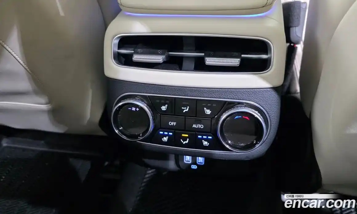 Genesis GV70 2023 2.5 автомат (гидро), фото 25