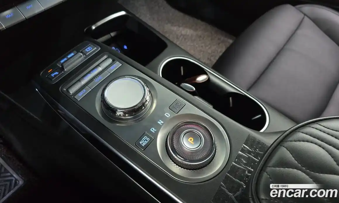 Genesis GV70 2021 2.5 автомат (гидро), фото 12