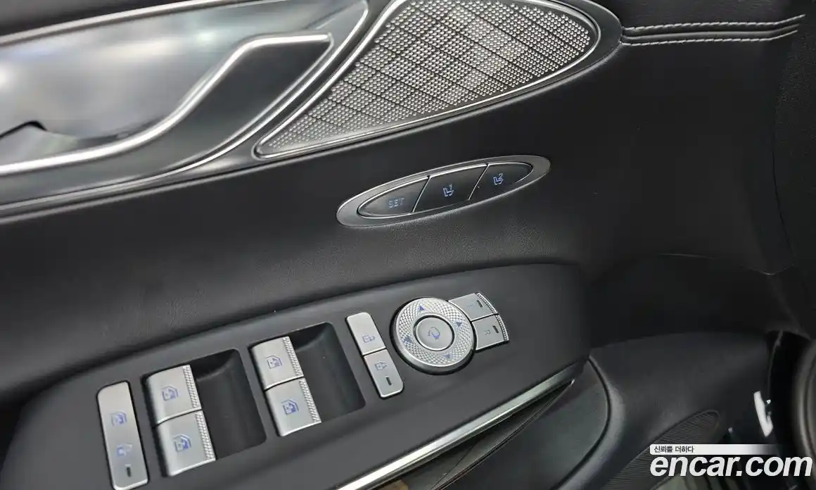 Genesis GV70 2021 2.5 автомат (гидро), фото 37