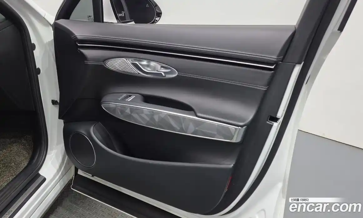 Genesis GV70 2022 2.5 автомат (гидро), фото 14