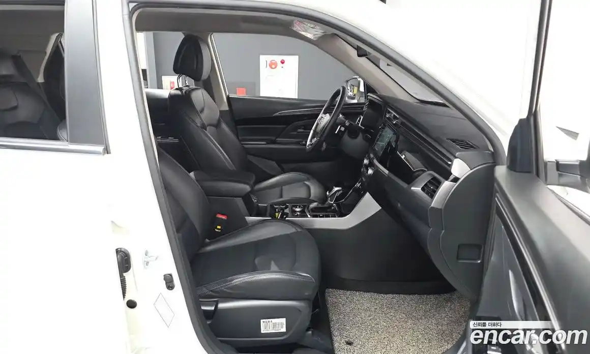 SsangYong Korando 2021 1.5 автомат (гидро), фото 17