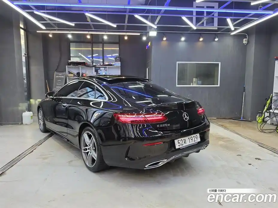 Mercedes-Benz E-Class 2018 1.9 автомат (гидро), фото 6