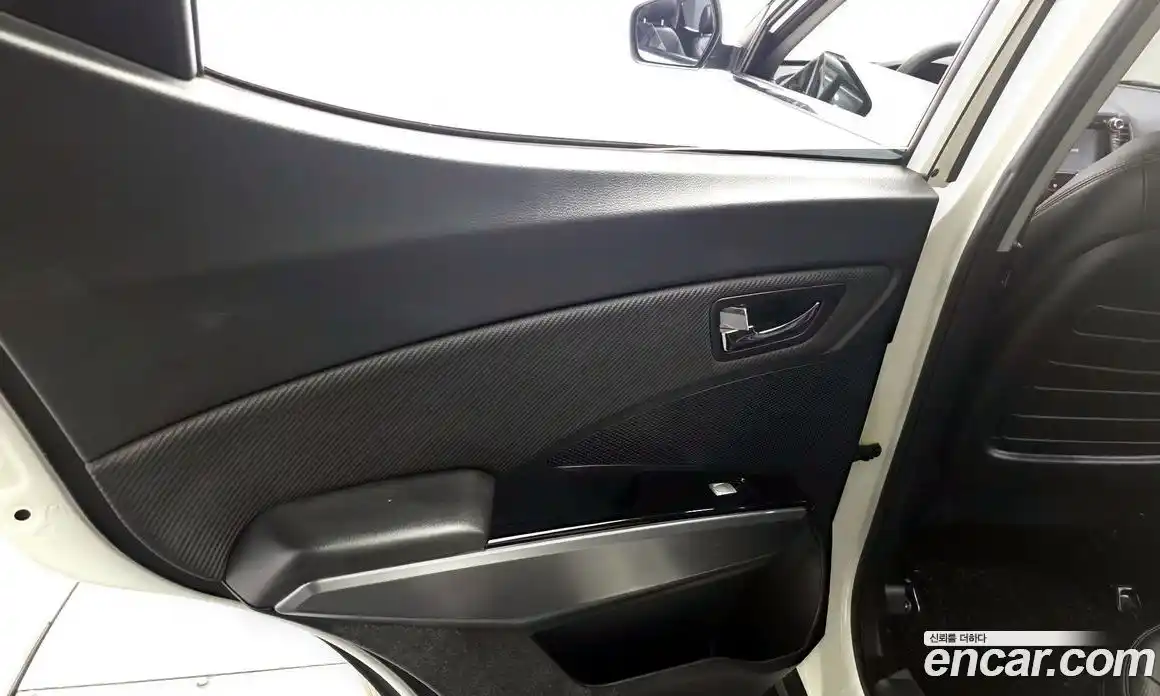SsangYong TIBOLI 2018 1.6 автомат (гидро), фото 15