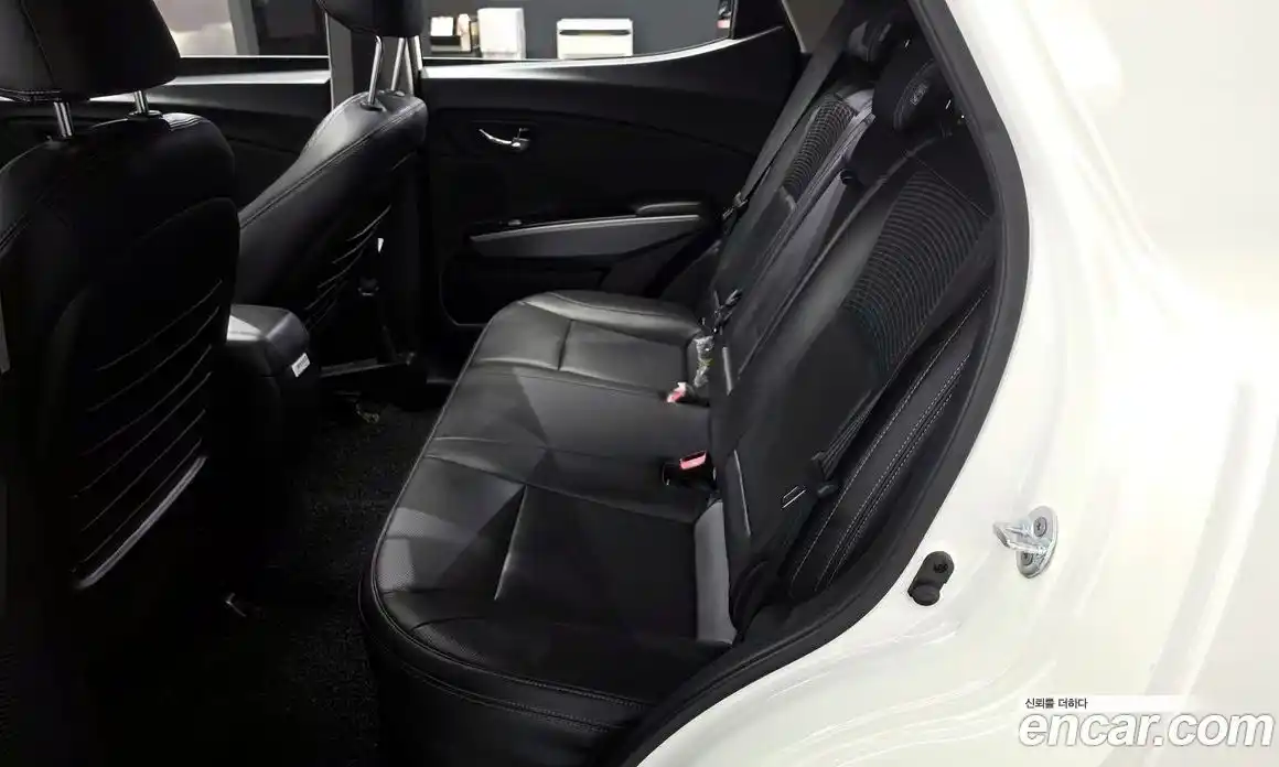 SsangYong TIBOLI 2018 1.6 автомат (гидро), фото 18
