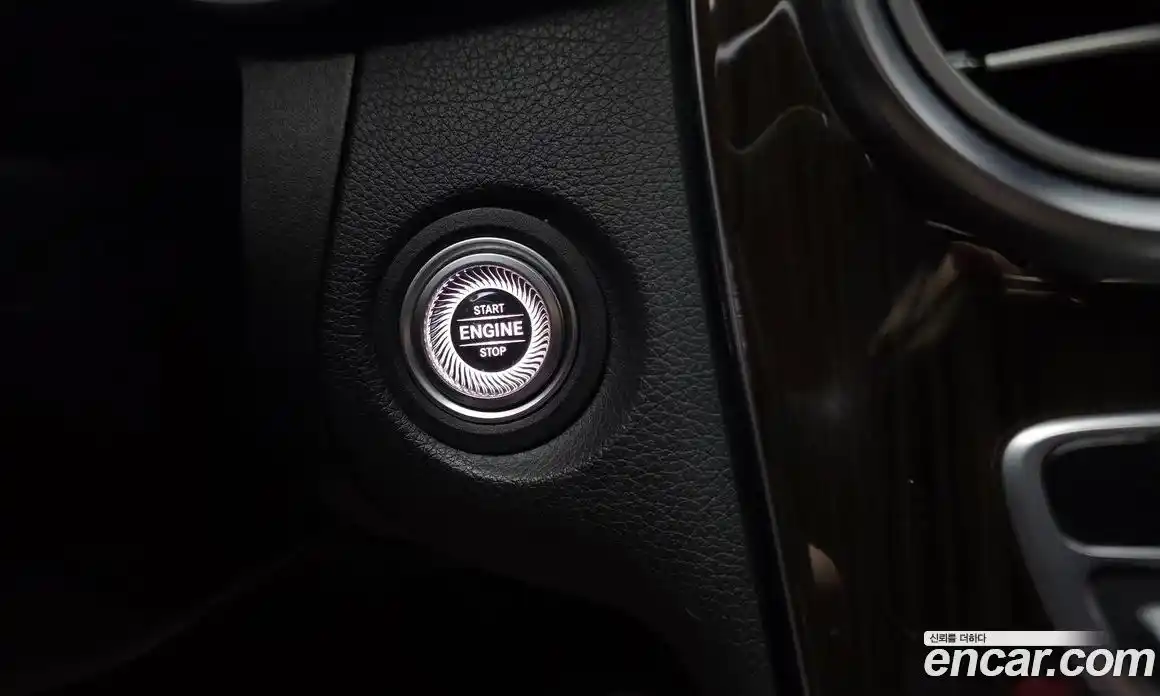 Mercedes-Benz GLC-Class 2020 2.0 автомат (гидро), фото 26