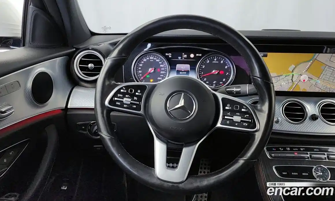 Mercedes-Benz E-Class 2019 2.0 автомат (гидро), фото 19