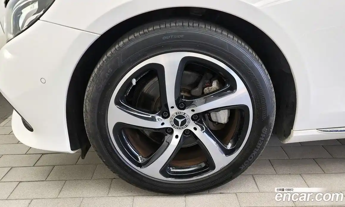 Mercedes-Benz E-Class 2019 2.0 автомат (гидро), фото 5