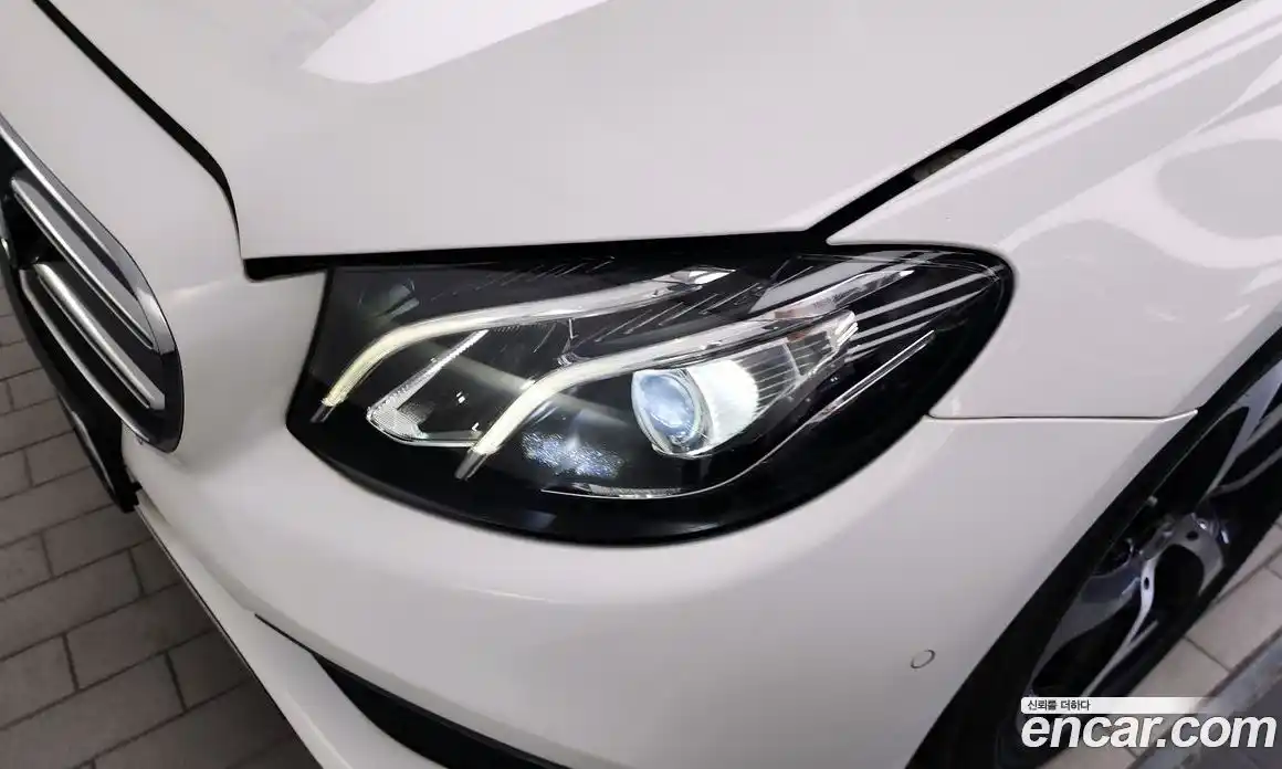 Mercedes-Benz E-Class 2019 2.0 автомат (гидро), фото 8
